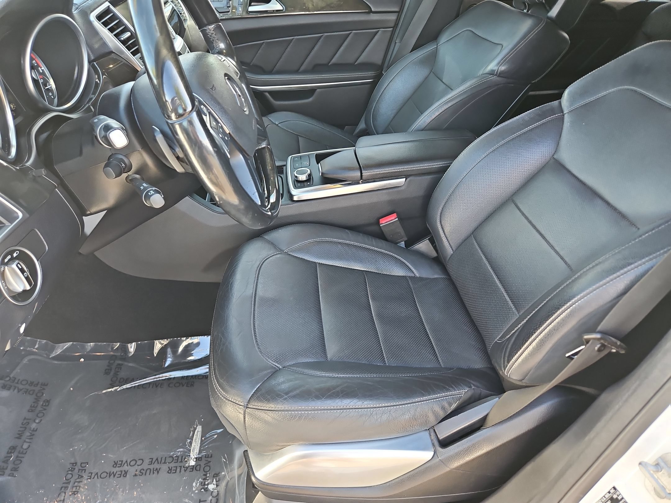 Used 2016 Mercedes-Benz GL 550 4MATIC image 22