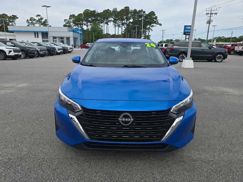 Used 2024 Nissan Sentra SV FWD image 8