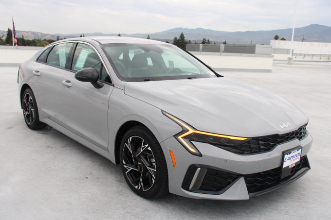 Used 2025 Kia K5 GT-Line FWD image 2
