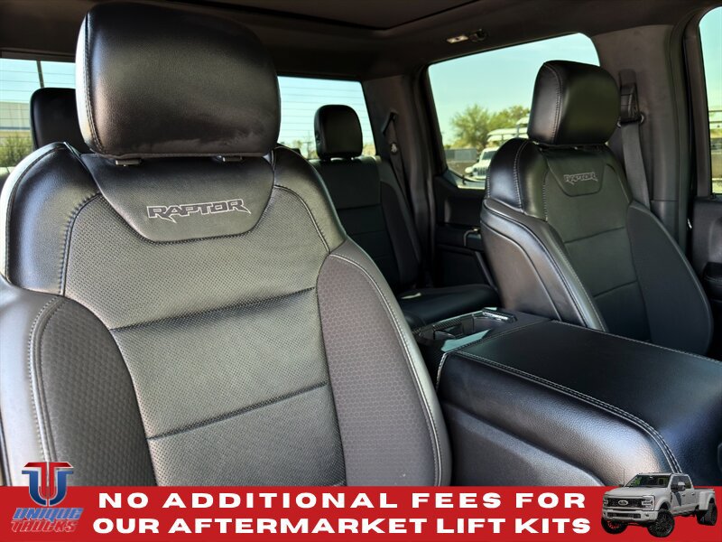 Used 2019 Ford F150 Raptor w/ Equipment Group 802A Luxury AWD/4WD image 32