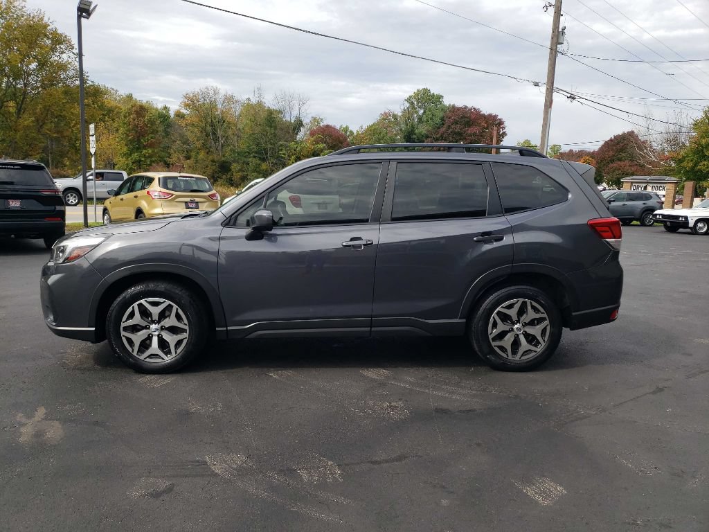 Used 2021 Subaru Forester Premium AWD/4WD image 4