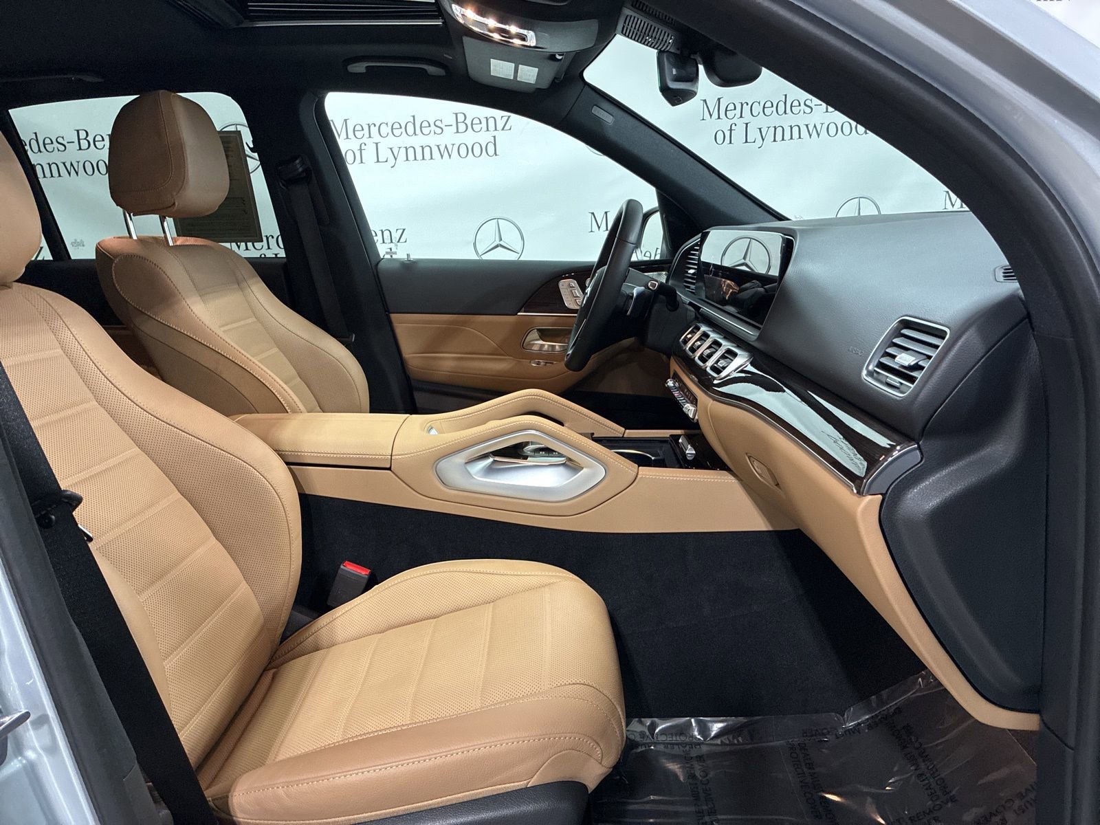 Used 2025 Mercedes-Benz GLE 450e 4MATIC image 22