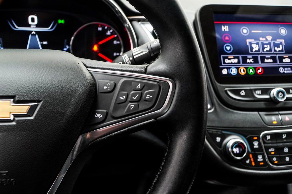 Used 2024 Chevrolet Malibu LT FWD image 32