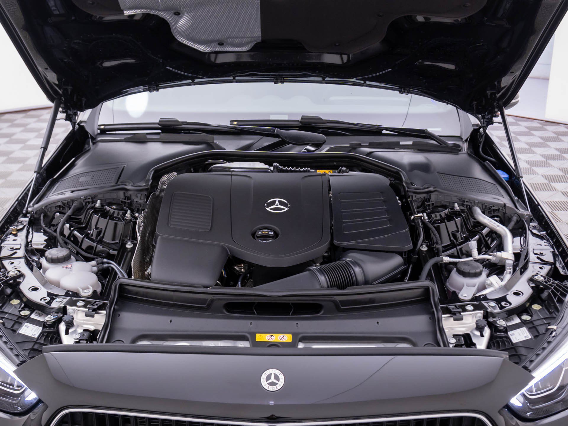 New 2026 Mercedes-Benz C 300 4MATIC Sedan image 26