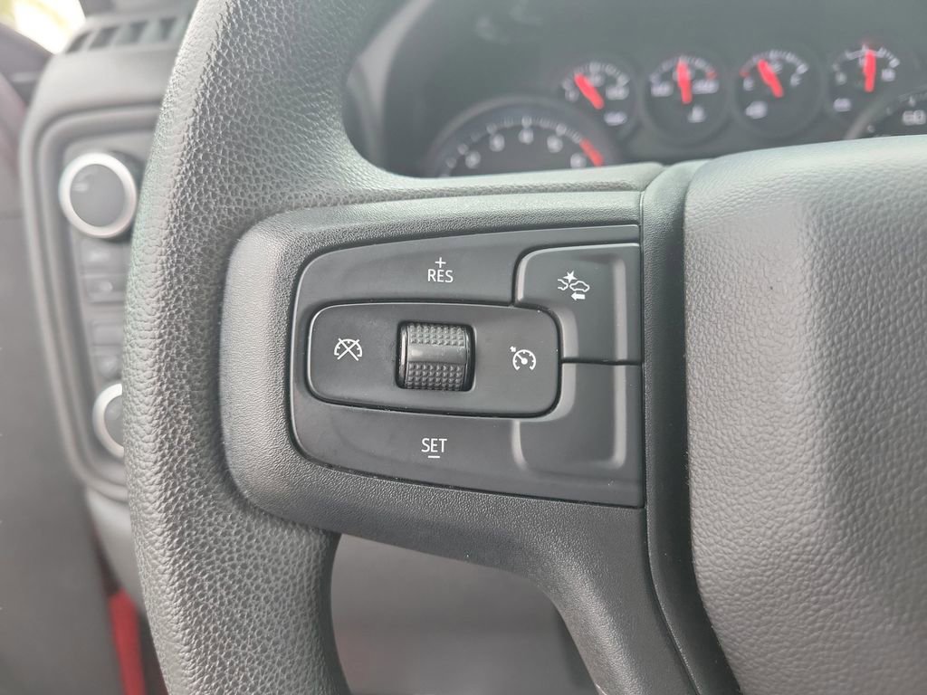 Used 2023 Chevrolet Silverado 1500 Custom image 27