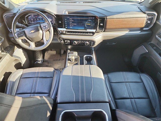 Certified 2024 Chevrolet Silverado 1500 High Country w/ Technology Package image 13