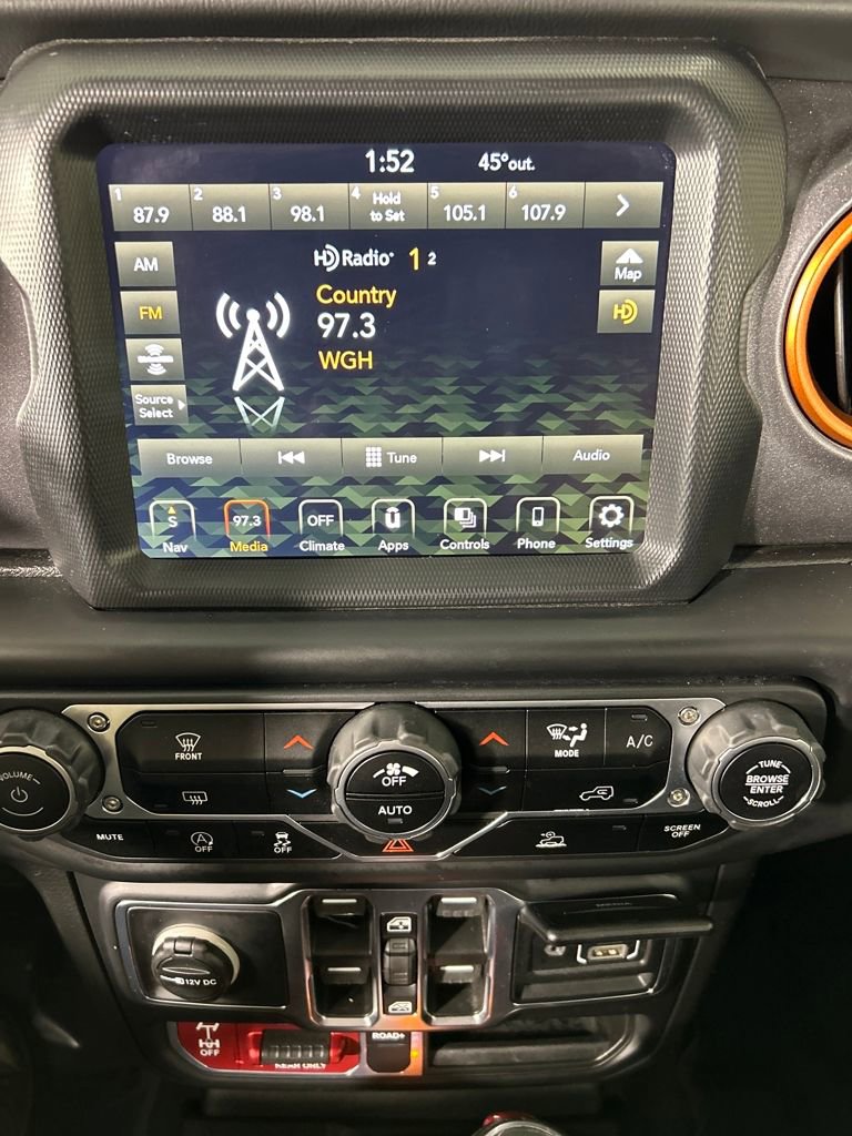 Used 2021 Jeep Gladiator Mojave AWD/4WD image 15