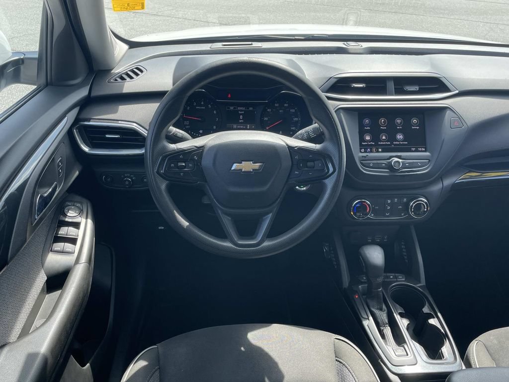 Used 2023 Chevrolet TrailBlazer LT AWD/4WD image 13