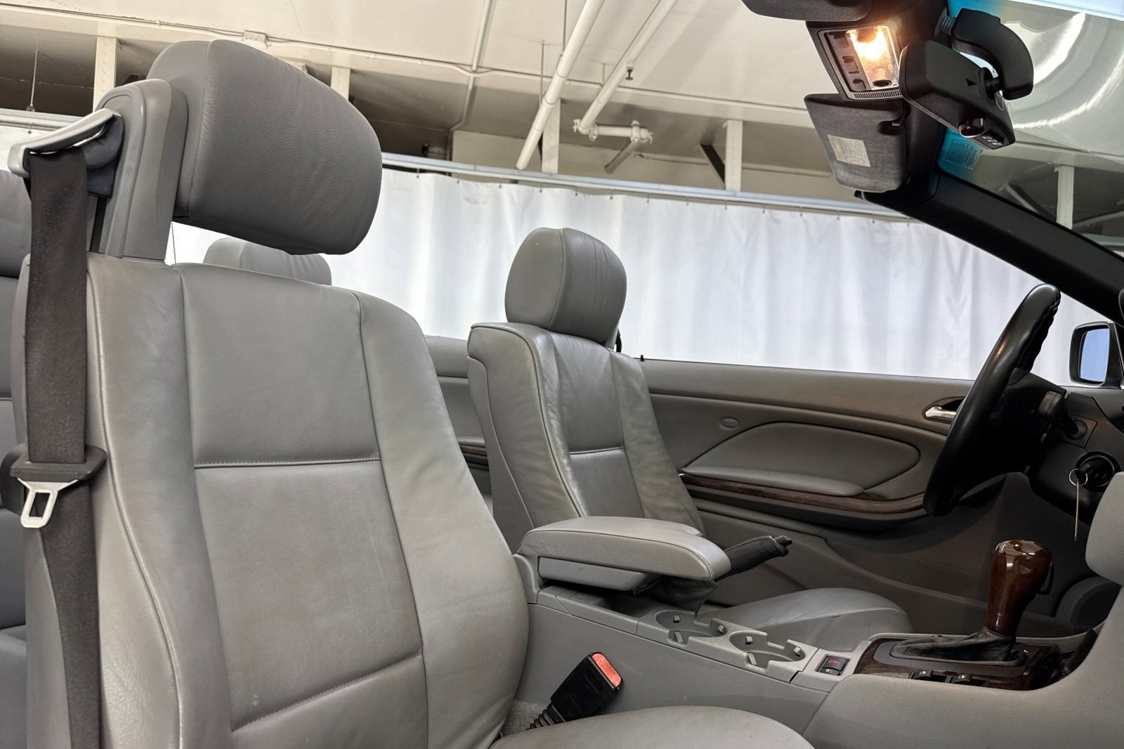 Used 2002 BMW 325Ci Convertible RWD image 28