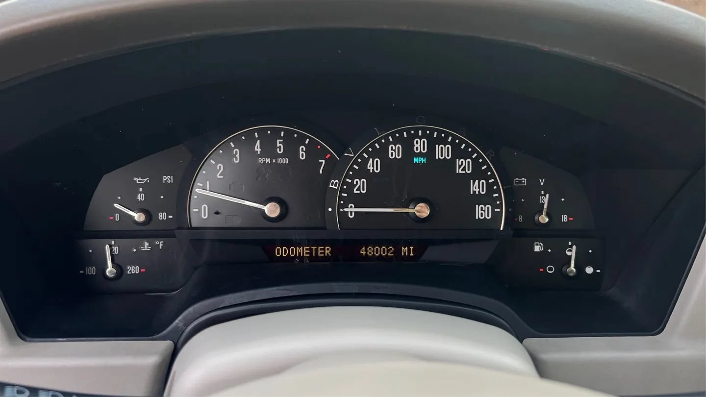 Used 2005 Cadillac XLR RWD image 10