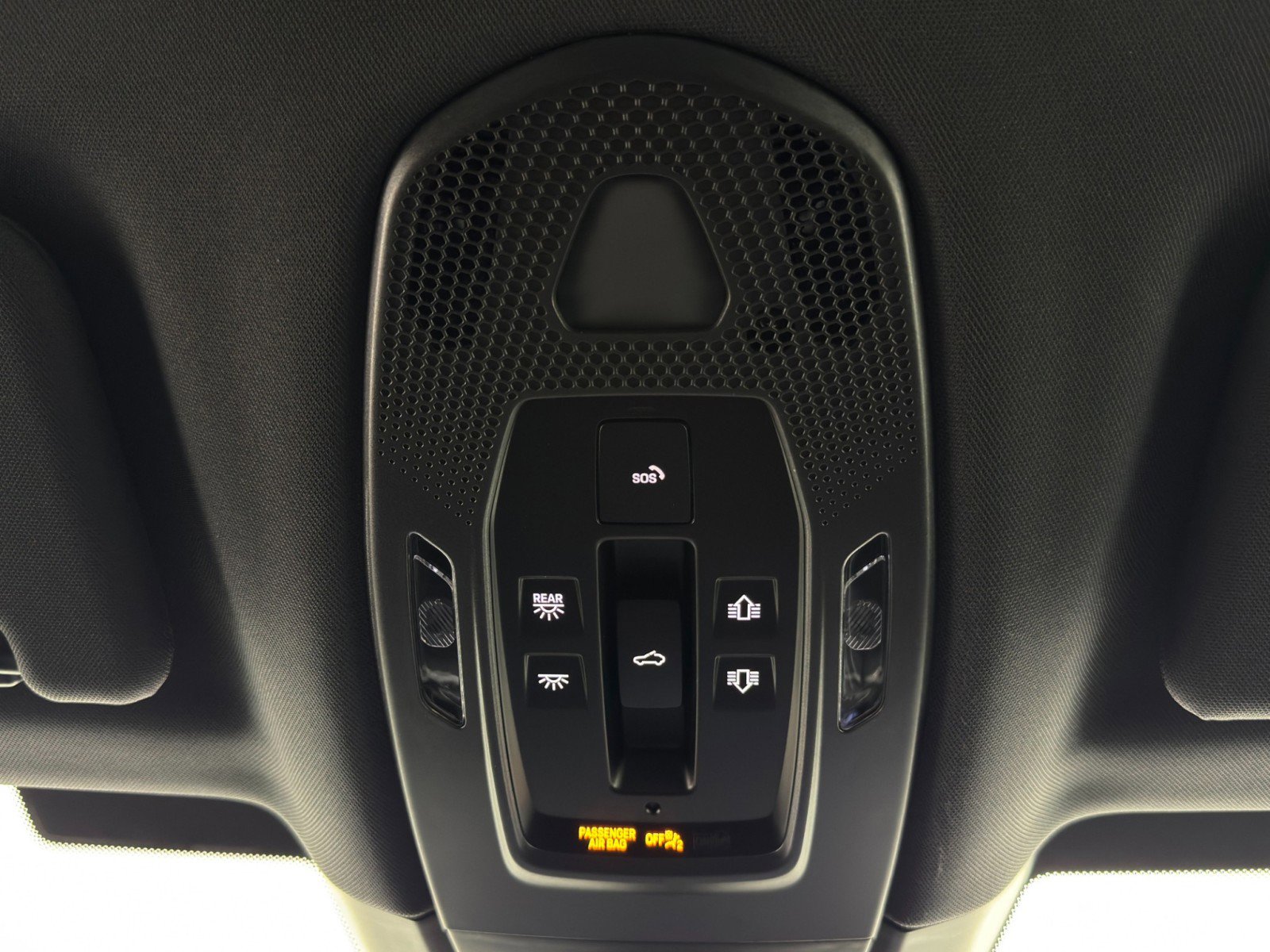 Used 2025 Porsche Panamera 4S w/ Premium Package image 40