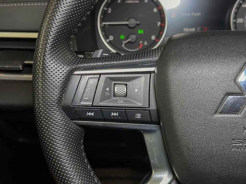 Used 2022 Mitsubishi Outlander SE AWD/4WD image 35