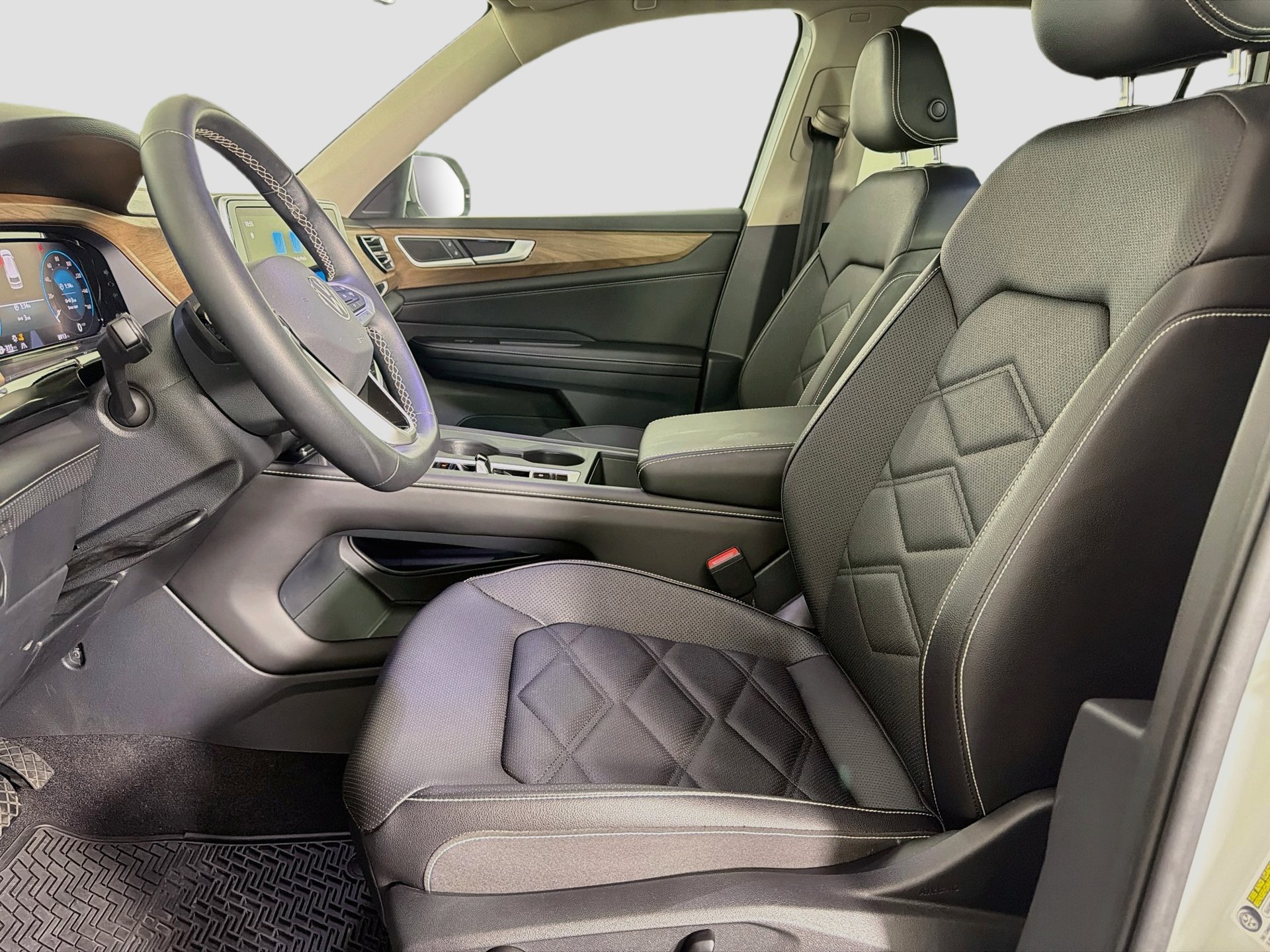 Certified 2026 Volkswagen Atlas SE FWD image 20