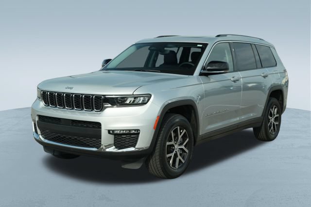 Used 2023 Jeep Grand Cherokee L Limited AWD/4WD video 3