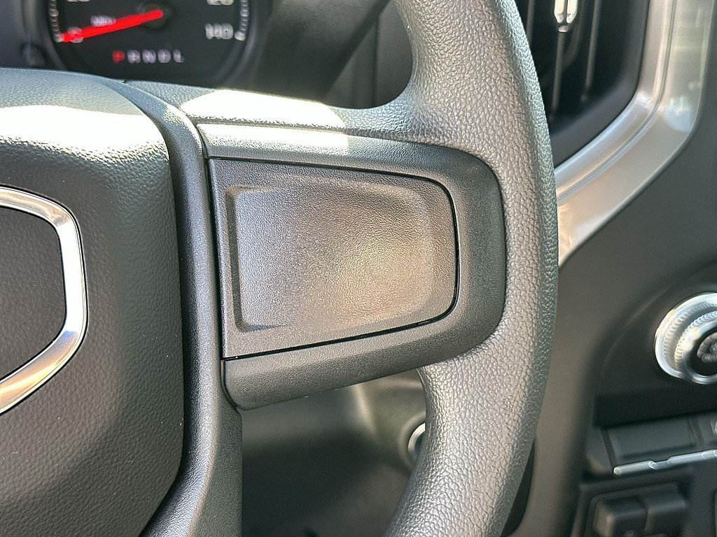 New 2026 GMC Sierra 3500 Pro w/ Fleet Convenience Package RWD image 10