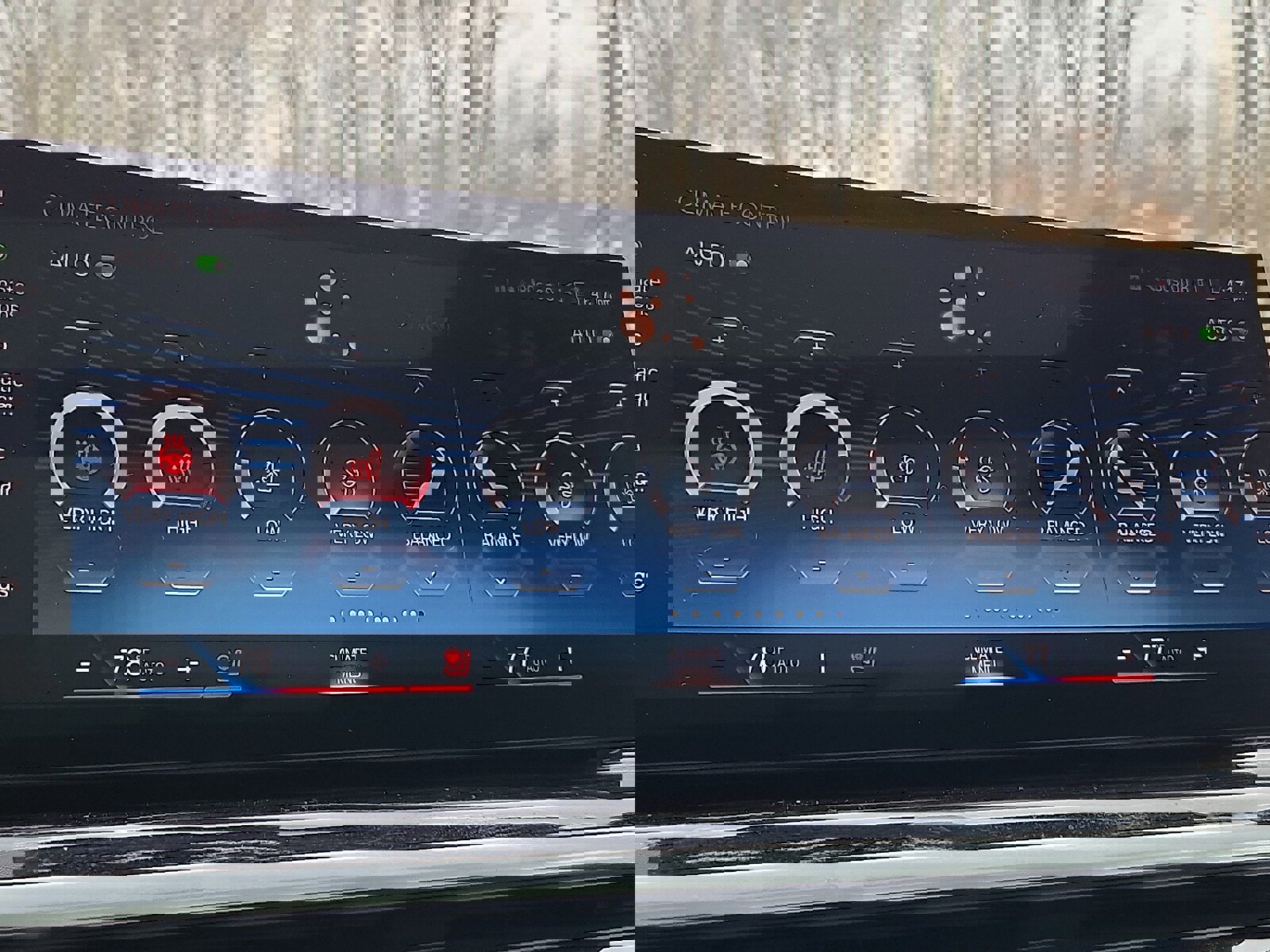 Used 2023 BMW X7 M60i w/ Executive Package image 17