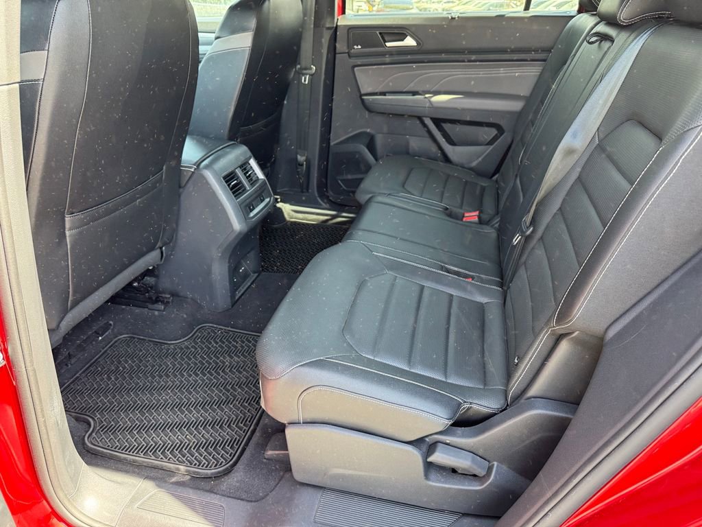 Used 2021 Volkswagen Atlas Cross Sport SEL Premium image 18