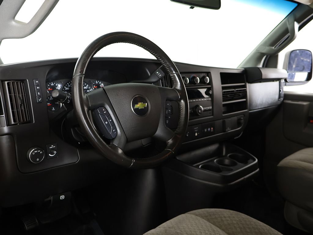 Used 2021 Chevrolet Express 3500 w/ Driver Convenience Package image 21