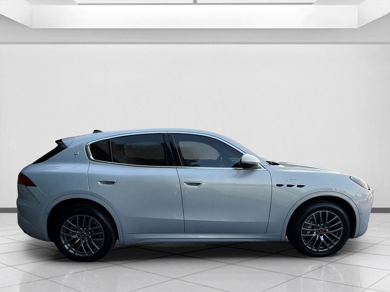 Used 2024 Maserati Grecale GT AWD/4WD image 6