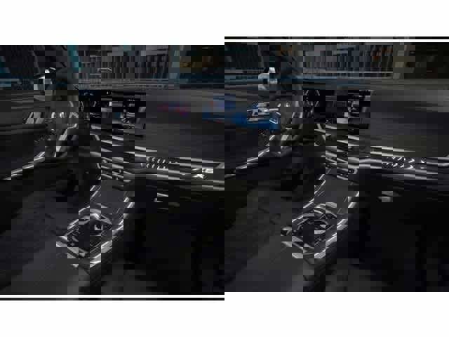 Used 2026 BMW X5 xDrive40i w/ M Sport Package image 14