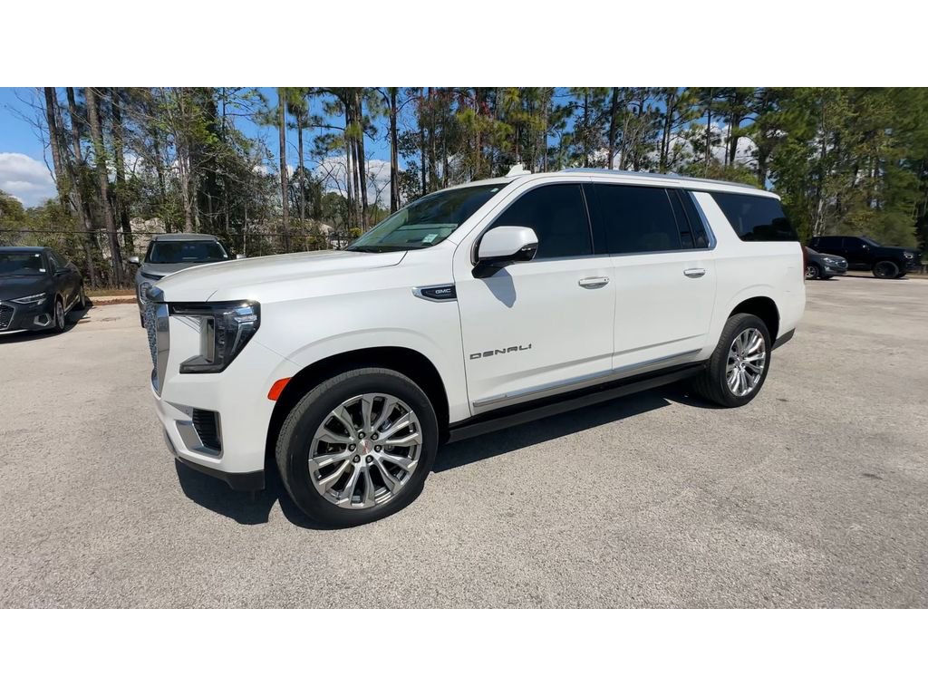Certified 2022 GMC Yukon XL Denali image 5