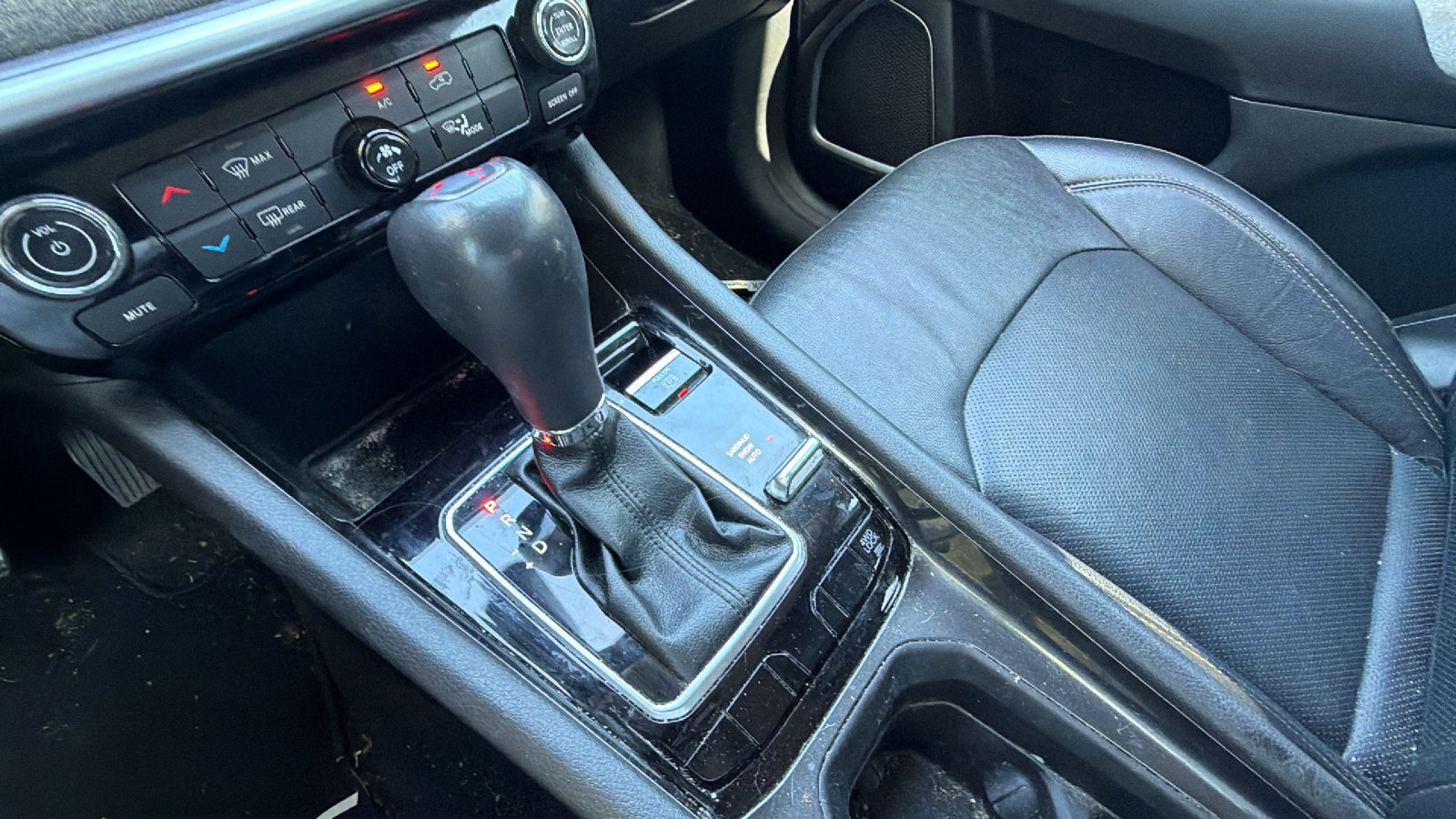 Used 2022 Jeep Compass Latitude AWD/4WD image 29