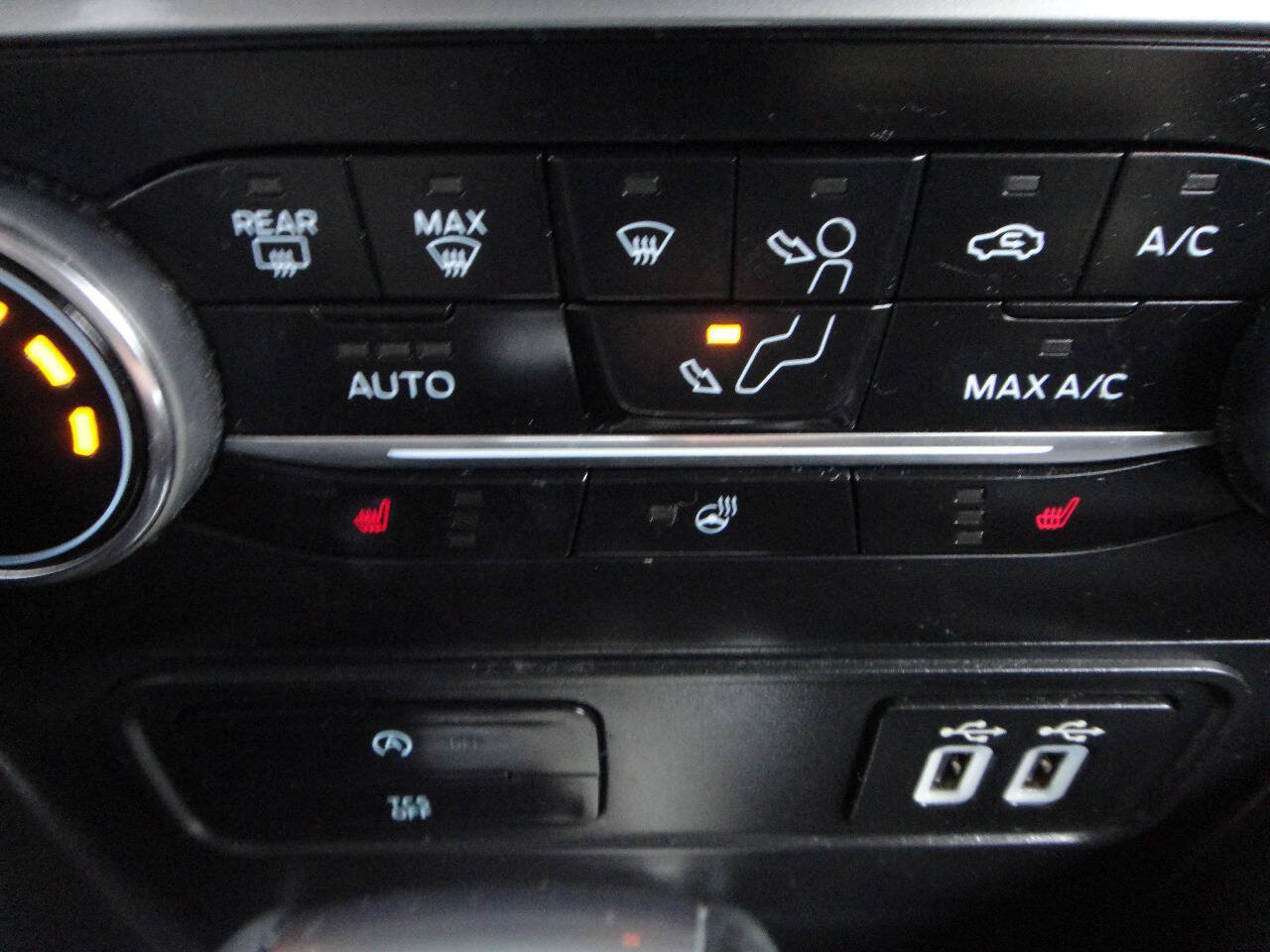 Used 2021 Ford EcoSport Titanium w/ Interior Protection Package AWD/4WD image 10