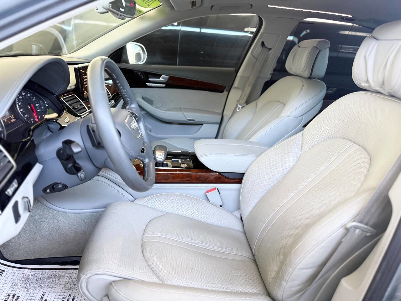 Used 2012 Audi A8 L 4.2 image 13