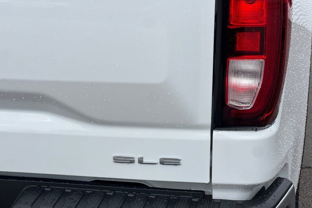 New 2026 GMC Sierra 1500 SLE w/ X31 Off-Road Package AWD/4WD image 21