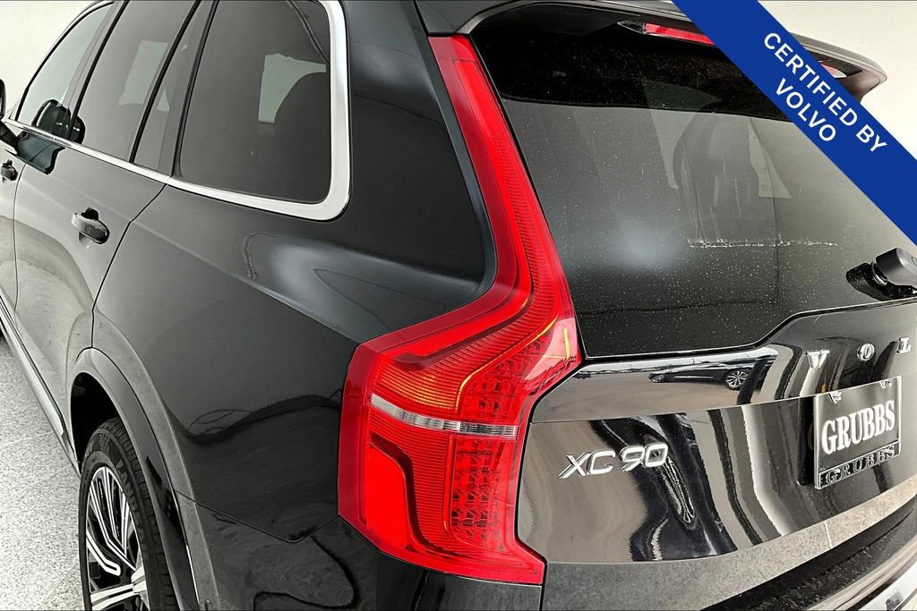 Used 2023 Volvo XC90 B6 Plus image 39
