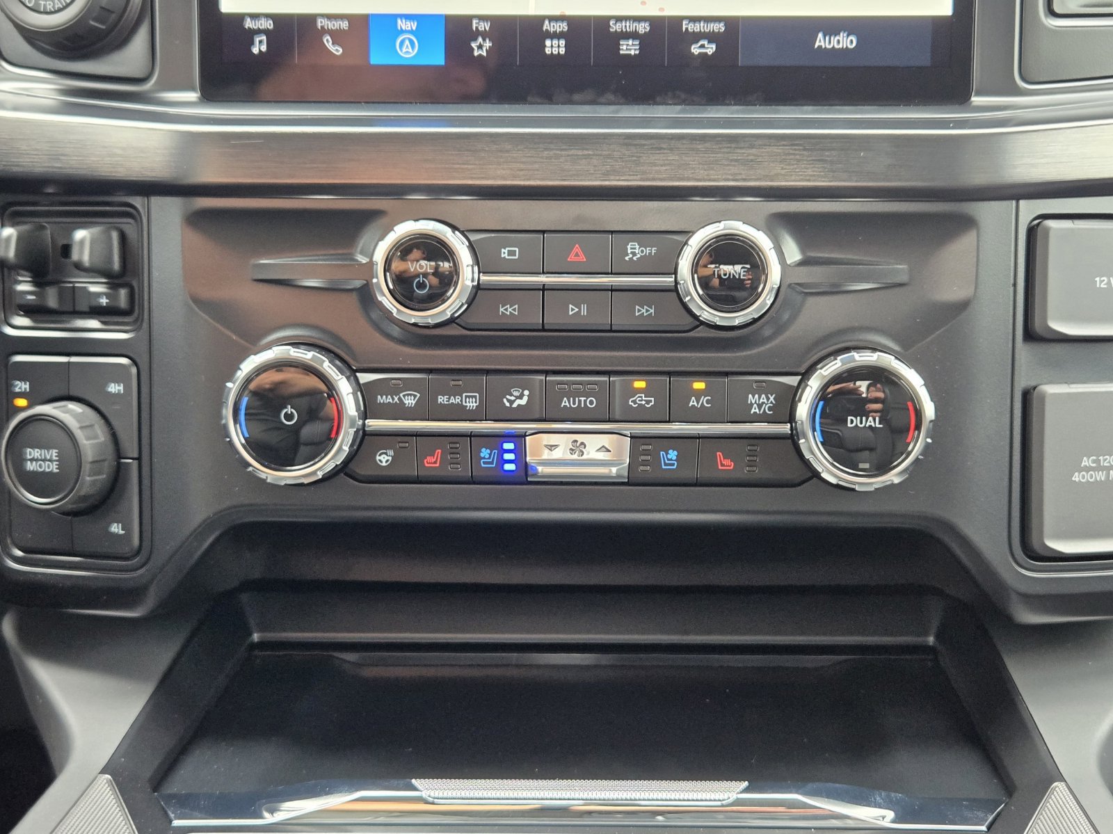 New 2026 Ford F350 Lariat w/ Lariat Ultimate Package AWD/4WD image 17