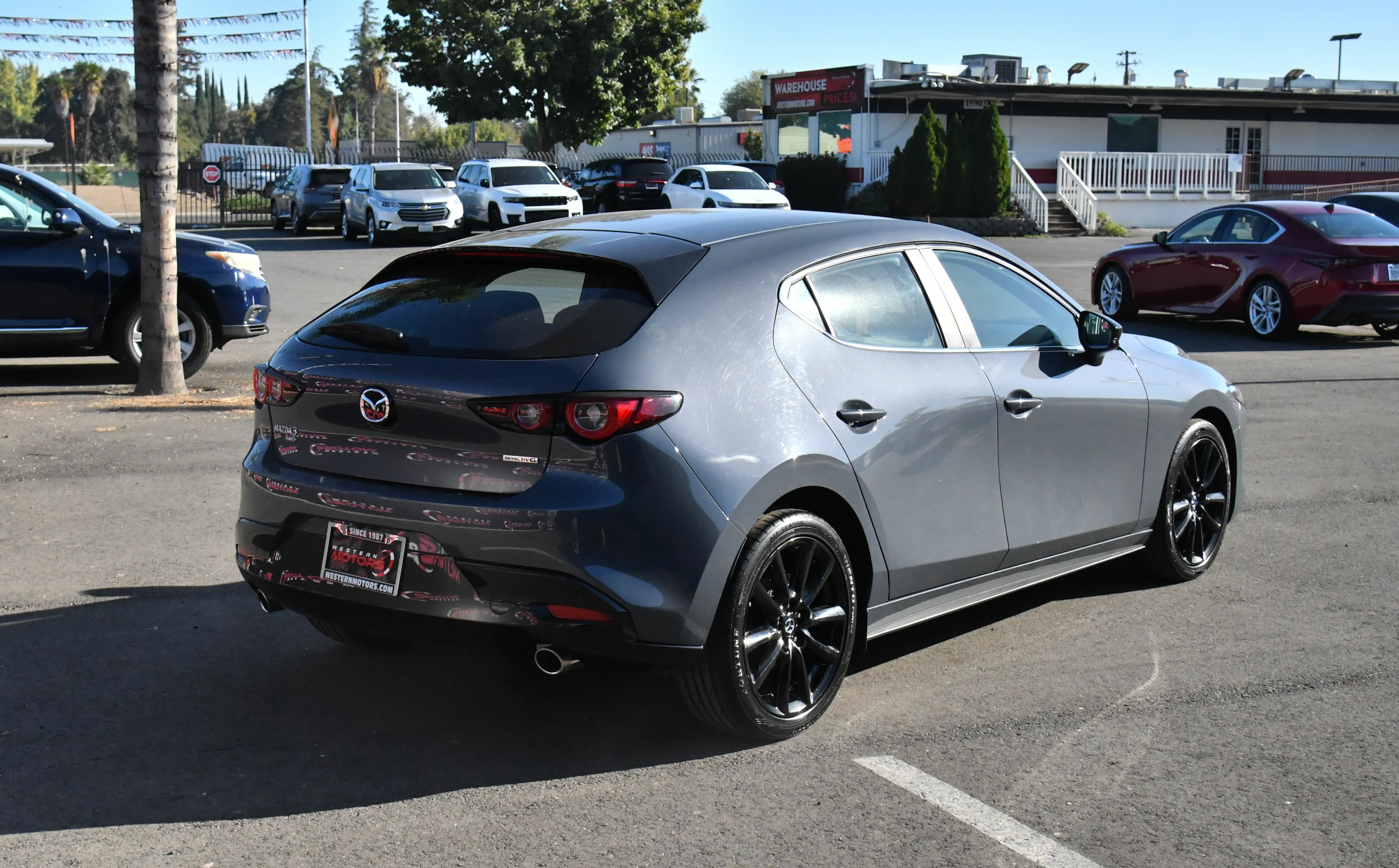 Used 2024 MAZDA MAZDA3 s image 8