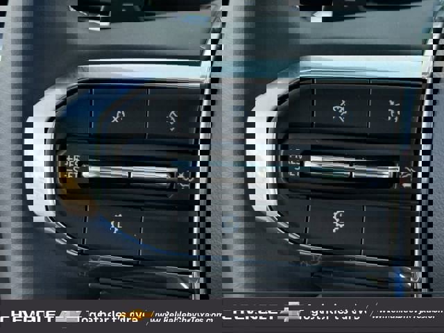 Certified 2025 GMC Acadia Denali image 14