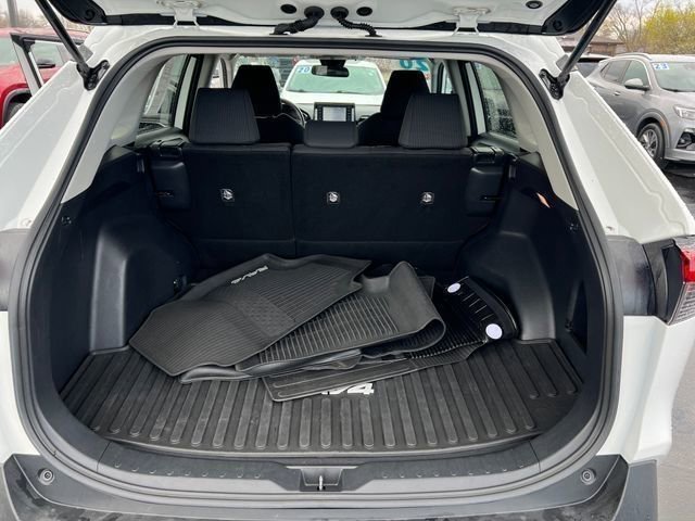 Used 2020 Toyota RAV4 LE w/ All Weather Liner Package AWD/4WD image 37