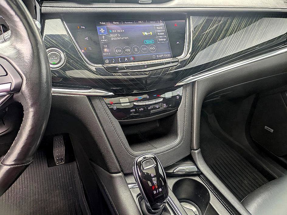 Used 2020 Cadillac XT6 Premium Luxury image 22