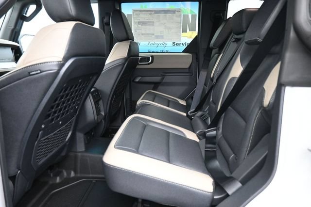 New 2026 Ford Bronco Big Bend w/ Black Diamond Package AWD/4WD image 9