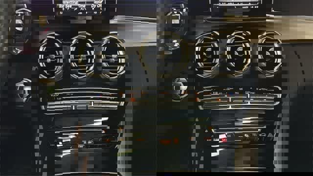 Used 2017 Mercedes-Benz C 300 4MATIC Coupe image 21