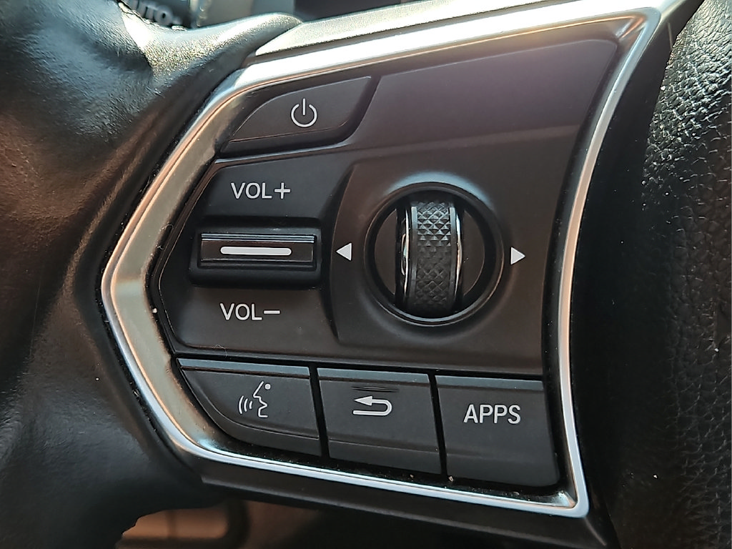Used 2022 Acura MDX SH-AWD image 23
