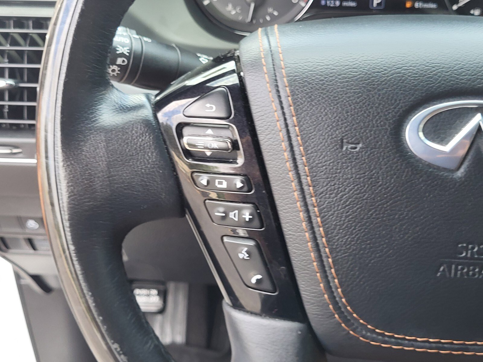 Used 2021 INFINITI QX80 Sensory w/ Cargo Package AWD/4WD image 28