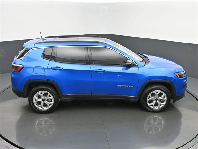 New 2025 Jeep Compass Latitude w/ Sun & Sound Group image 43