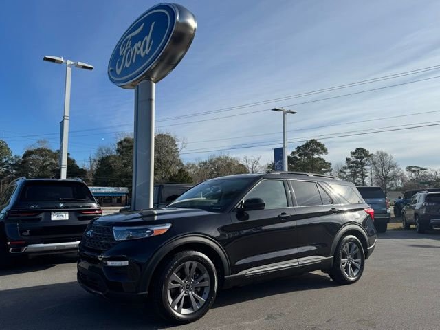 Used 2022 Ford Explorer XLT w/ Equipment Group 202A