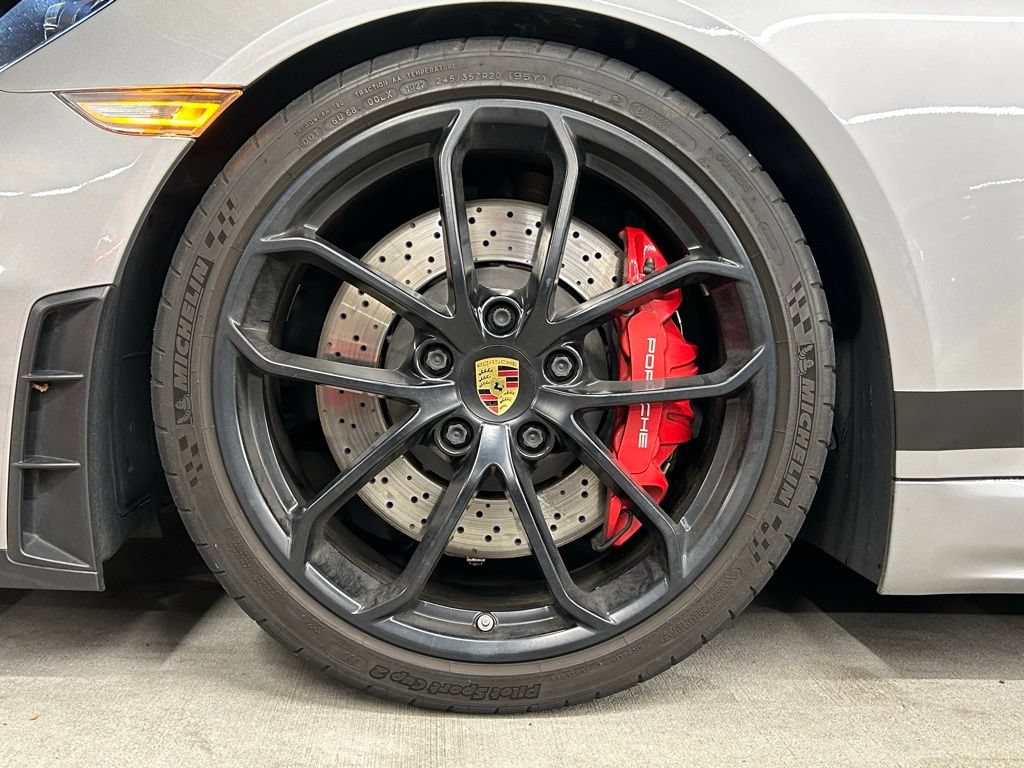 Certified 2021 Porsche 718 Boxster Spyder RWD image 3