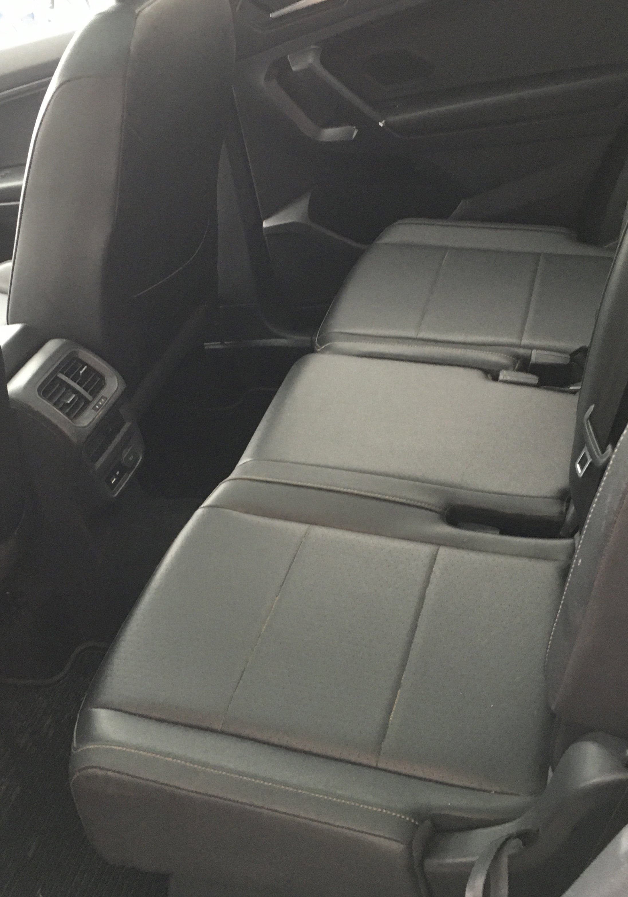 Used 2020 Volkswagen Tiguan SEL AWD/4WD image 8