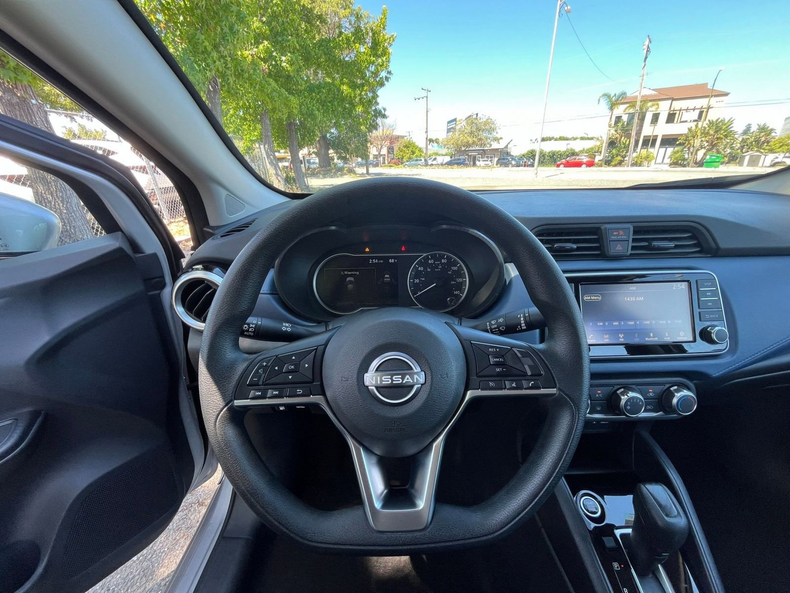 Used 2025 Nissan Versa SV FWD image 32