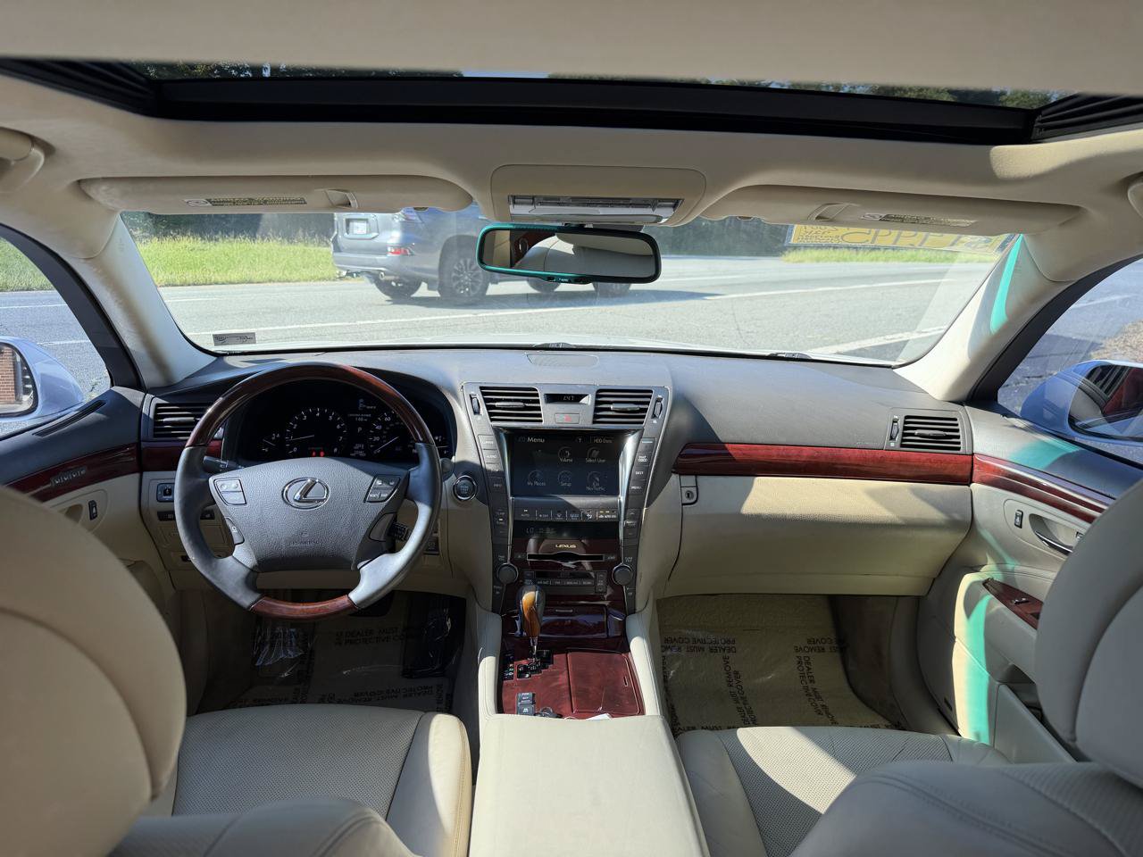 Used 2007 Lexus LS 460 RWD image 26