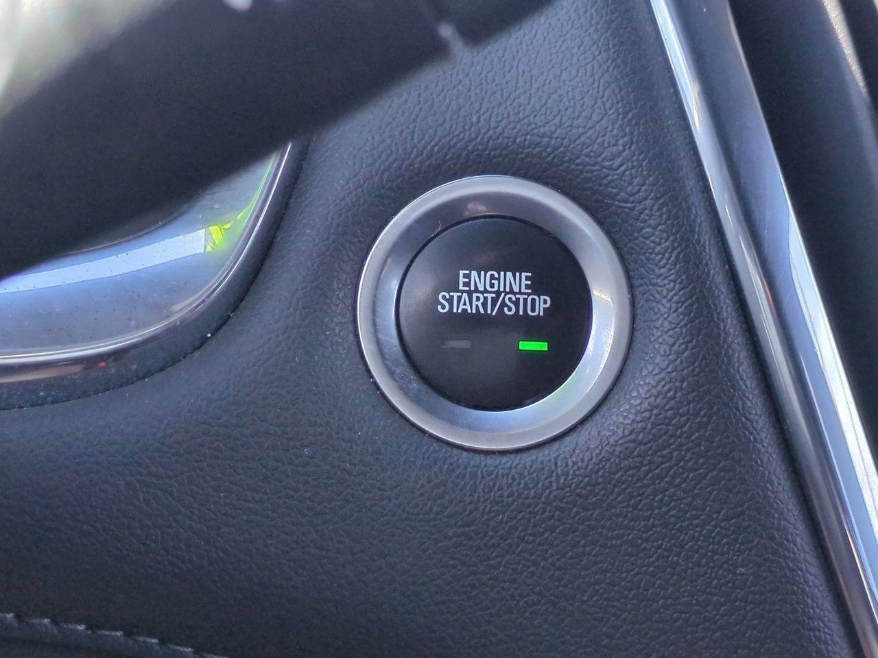 Certified 2023 Chevrolet Traverse LT image 16