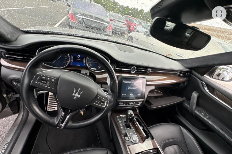 Used 2018 Maserati Quattroporte S GranLusso RWD image 4