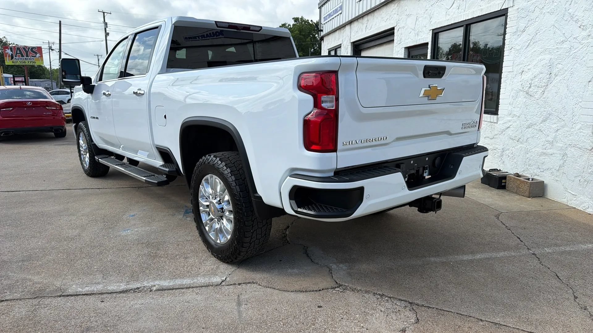 Used 2022 Chevrolet Silverado 2500 High Country AWD/4WD image 2