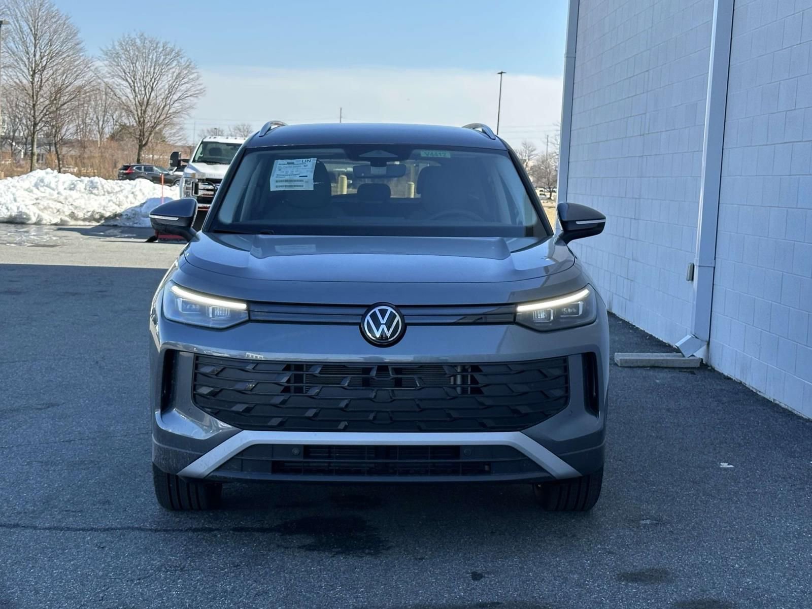 New 2026 Volkswagen Tiguan SE image 9