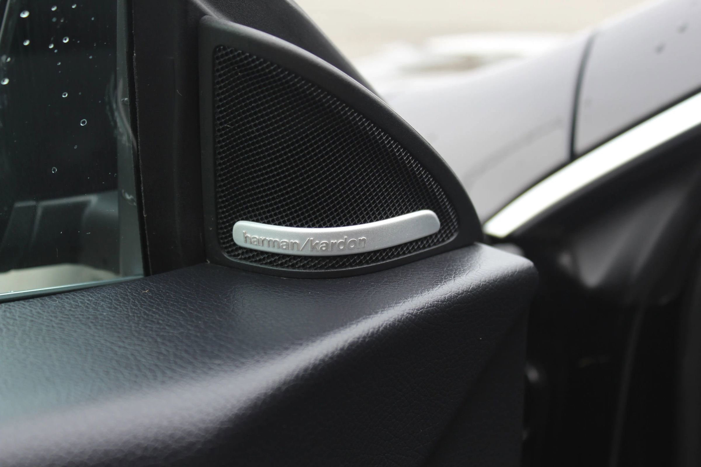 Used 2015 Mercedes-Benz CLA 250 4MATIC image 32